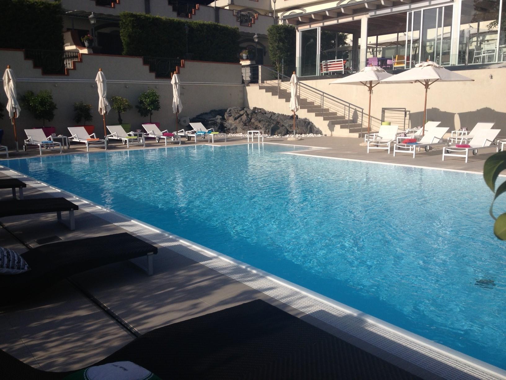 Andris Hotel Ercolano Kültér fotó